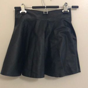 Romwe black mini skirt